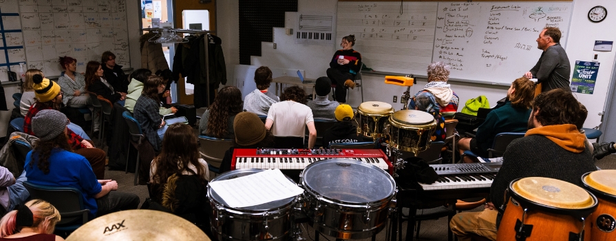 NSCC alumni and Grammy-nominated artist Laura Roy (Music Arts ‘12) hosting the Hughie Langin Workshop Series.