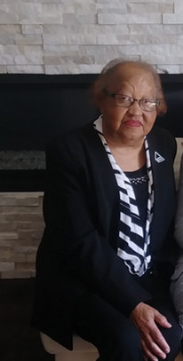 Doreen Paris Memorial Award