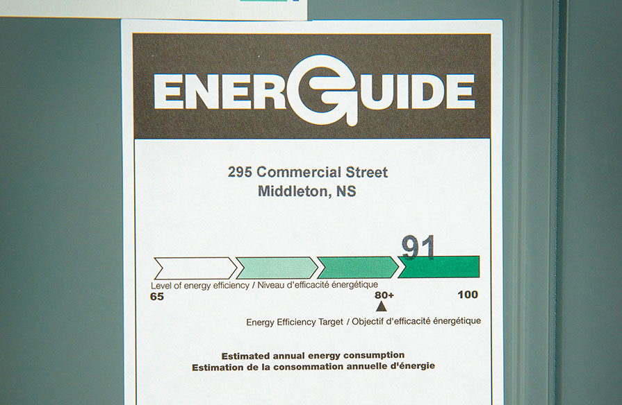 Pilikan is powered with almost no purchased energy. It is certified as an R-2000 house and has an Energuide rating of 91 out of 100. 